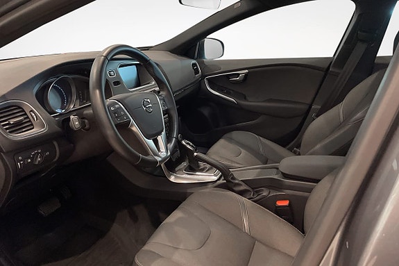 Volvo V40 Cross Country 6 of 10