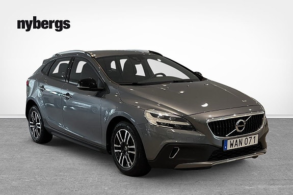 Volvo V40 Cross Country 5 of 10