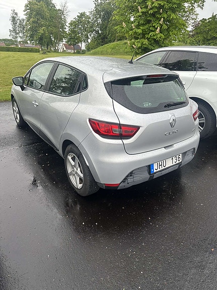 Renault Clio 4 of 6