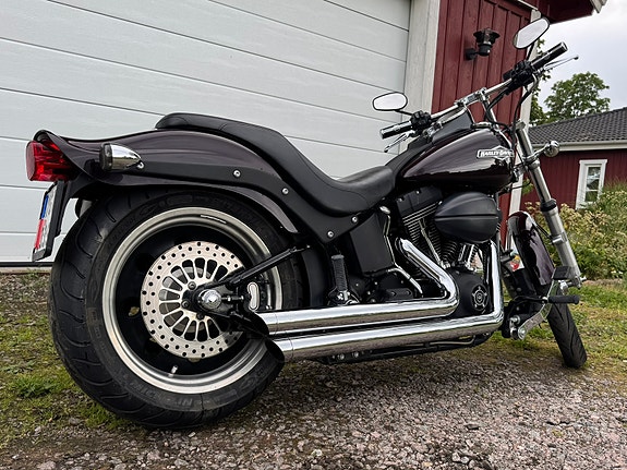 Harley-Davidson Night Train 3 of 12