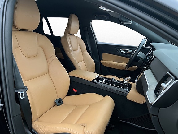 Volvo V60 28 of 30