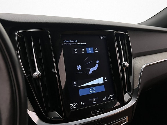 Volvo V60 24 of 30