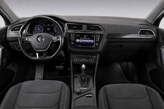 Volkswagen Tiguan 15 of 21