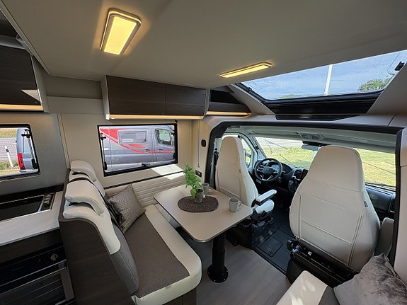 Adria MATRIX SUPREME 670 SL - Fiat MultiJet3 180HP (131 kW) HD 44H 5 of 19