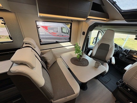 Adria MATRIX SUPREME 670 SL - Fiat MultiJet3 180HP (131 kW) HD 44H 6 of 19