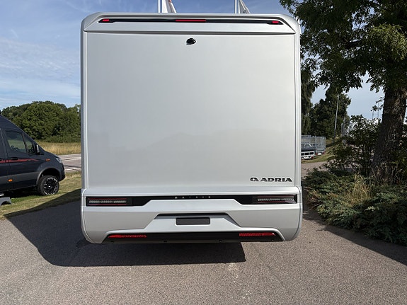 Adria MATRIX SUPREME 670 SL - Fiat MultiJet3 180HP (131 kW) HD 44H 3 of 19