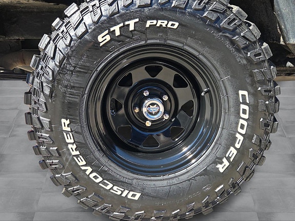 Jeep Cherokee 16 of 16