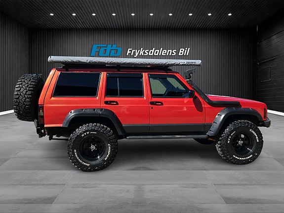 Jeep Cherokee 6 of 16