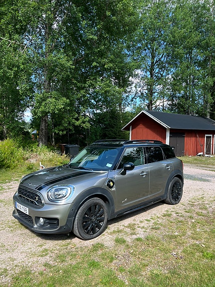 MINI Countryman Cooper SE 4 of 9