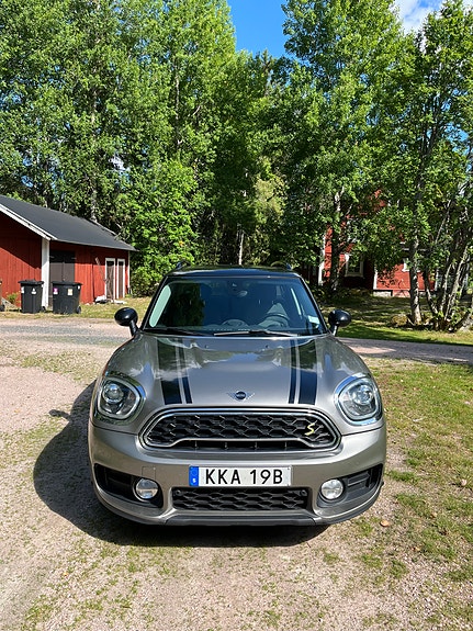 MINI Countryman Cooper SE 3 of 9