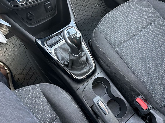 Opel Crossland X 19 of 20