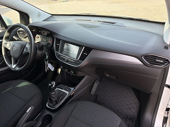 Opel Crossland X 12 of 20