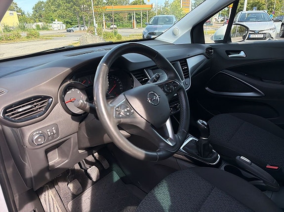 Opel Crossland X 14 of 20