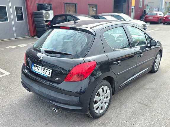 Peugeot 207 4 of 12