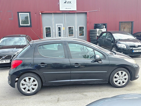 Peugeot 207 5 of 12