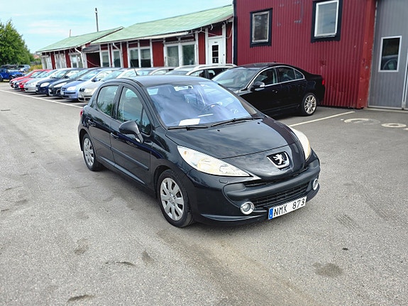 Peugeot 207 3 of 12