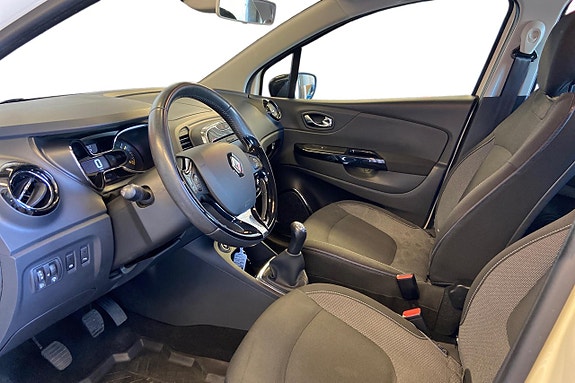 Renault Captur 11 of 28