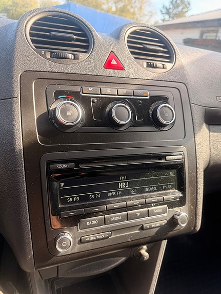 Volkswagen Caddy 15 of 16