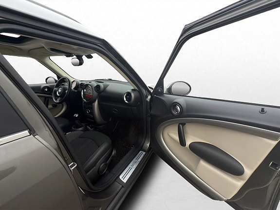 MINI Countryman Cooper D 16 of 30