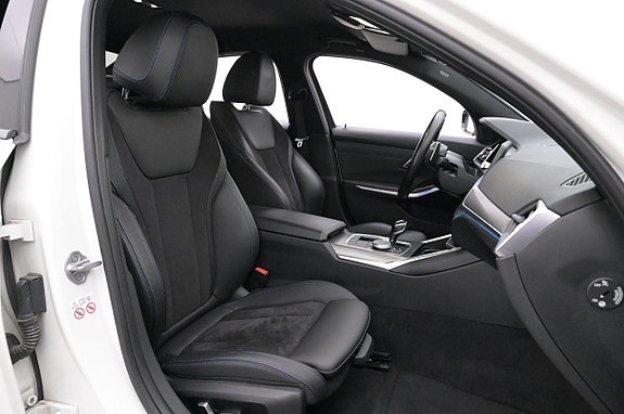 BMW 330e 11 of 27