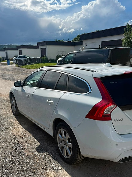 Volvo V60 6 of 6