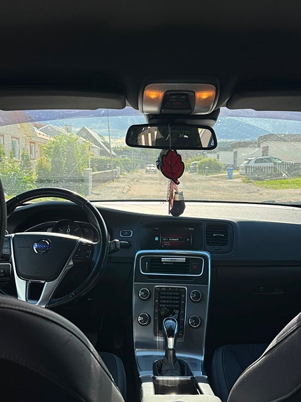 Volvo V60 5 of 6