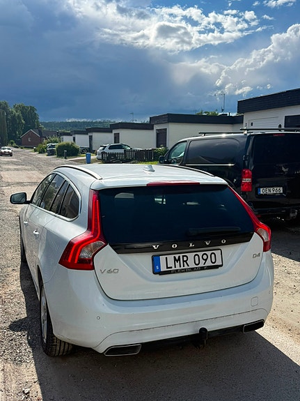 Volvo V60 4 of 6