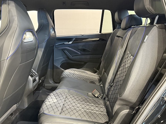 Volkswagen Tayron 10 of 26