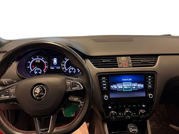 Skoda Octavia 11 of 24