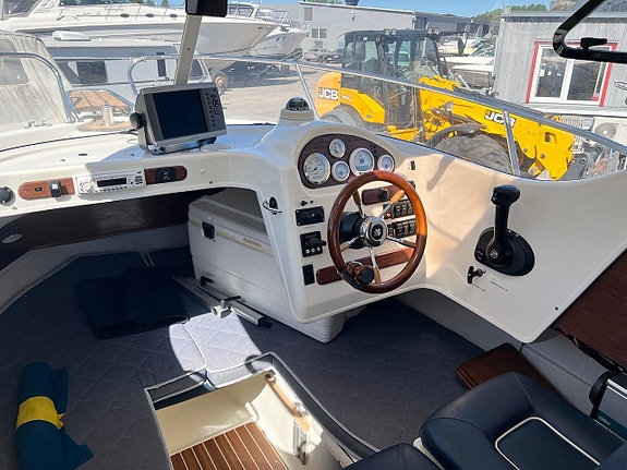 Quicksilver 640 Pilothouse | Mercury 100hk | Mkt utrustning! 8 of 12