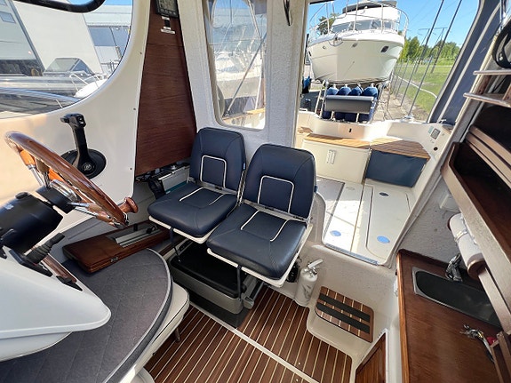 Quicksilver 640 Pilothouse | Mercury 100hk | Mkt utrustning! 11 of 12