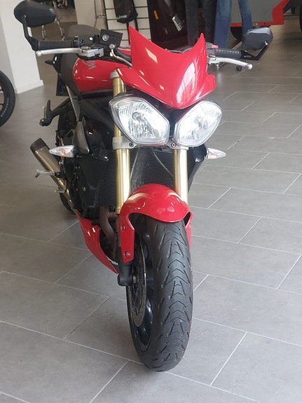 Triumph Street Triple 675 8 of 9