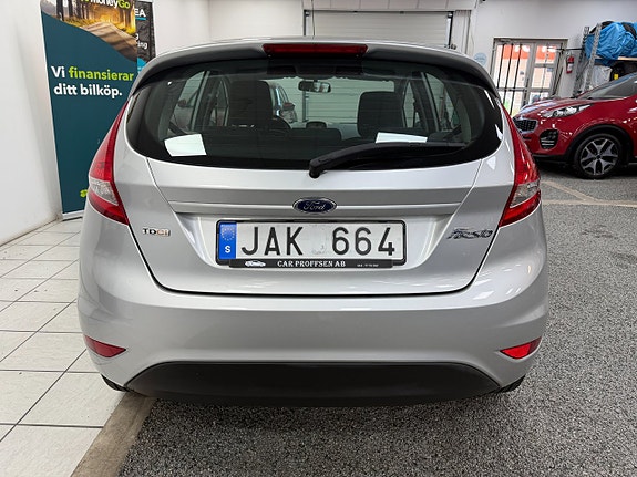 Ford Fiesta 15 of 20