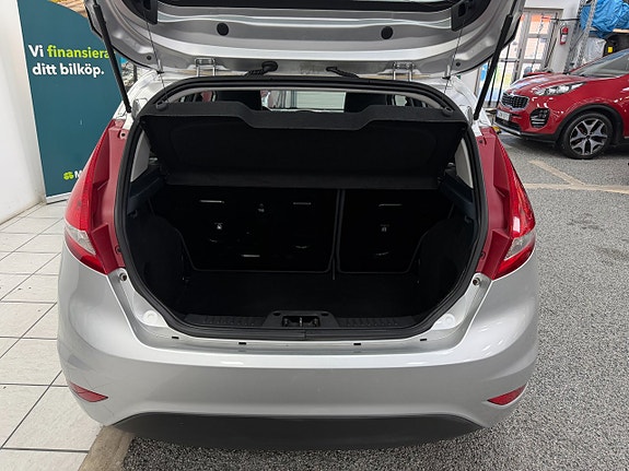 Ford Fiesta 13 of 20