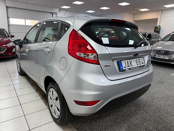 Ford Fiesta 19 of 20
