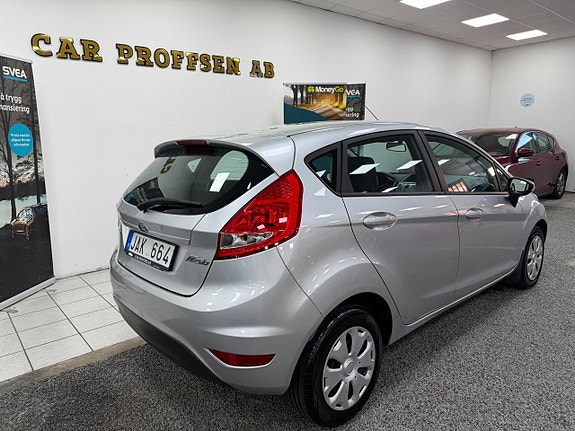 Ford Fiesta 4 of 20