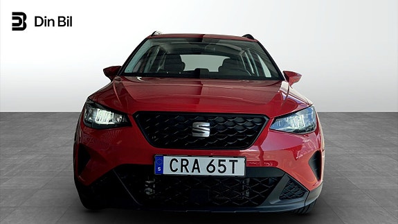 Seat Arona 4 of 12