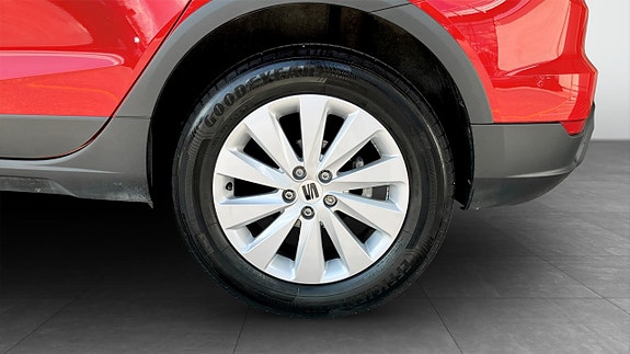 Seat Arona 6 of 12