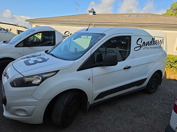 Ford Transit Connect 4 of 6