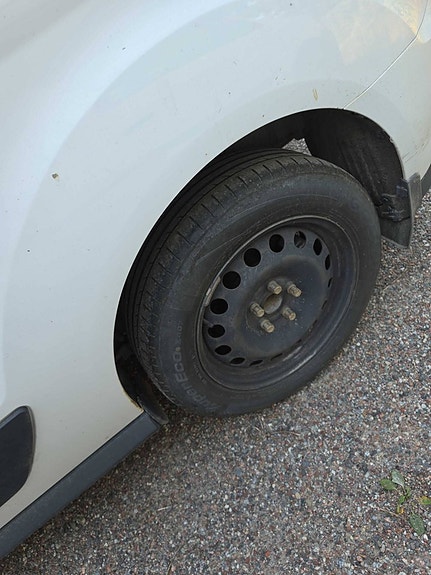 Ford Transit Connect 5 of 6