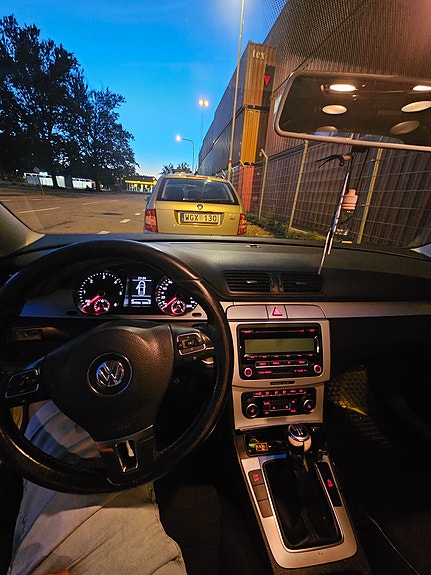 Volkswagen Passat 5 of 7