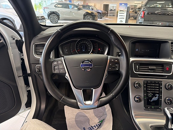 Volvo V60 16 of 20