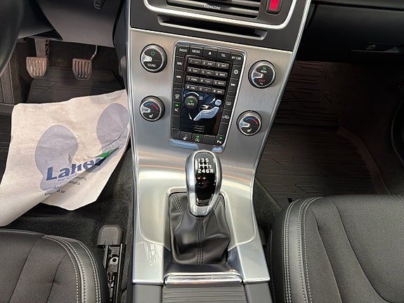 Volvo V60 18 of 20