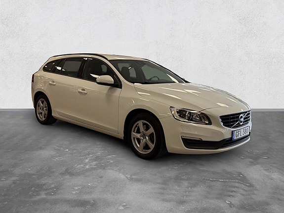 Volvo V60 7 of 20