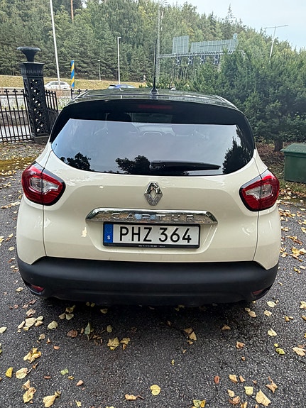 Renault Captur 8 of 10