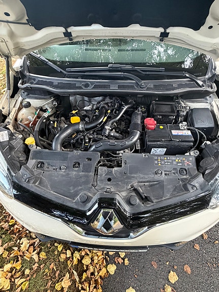 Renault Captur 5 of 10