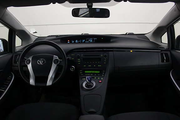 Toyota Prius 14 of 19