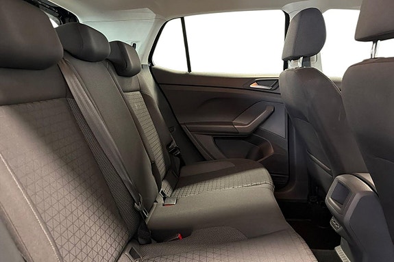 Volkswagen T-Cross 7 of 17