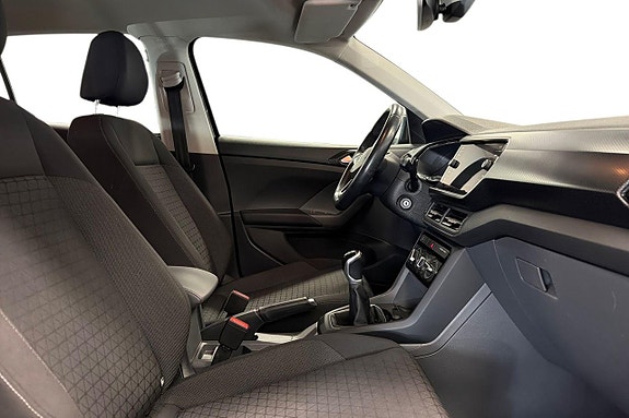 Volkswagen T-Cross 6 of 17