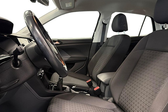Volkswagen T-Cross 12 of 17